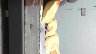 洗浴会所轻熟女无套内射