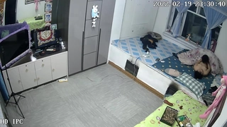 投屏小黄片一边享受半自动小母狗（有完整版）