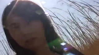 牛仔裤大长腿少妇激情啪啪，摸逼舔弄近距离拍摄