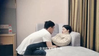 E奶女高雪白大白兔呼之欲出，支持到叁佰