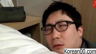 妹妹痒了就想要哥哥的抽插