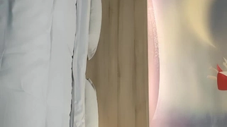 金萍梅内射清纯水蛇腰大屁股大一新生吃完火锅马上去酒店狠狠爆操无套这小母狗