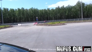 宋茜 我们结婚了少妇的激情口交